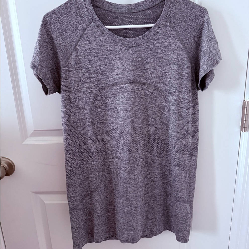 Lululemon swiftly tech 2.0 short sleeve hip length